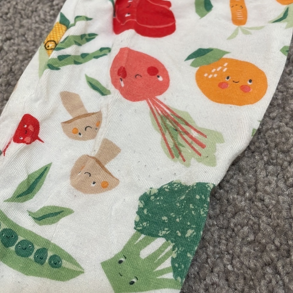 Angel Dear Veggie Pajamas - Picture 8 of 9